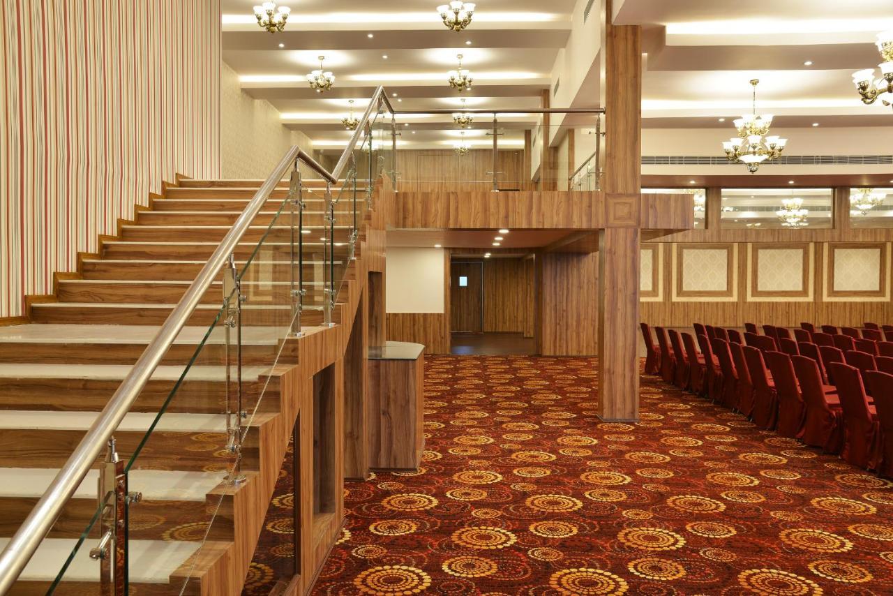 Club Central โบลปูร์ ภายนอก รูปภาพ